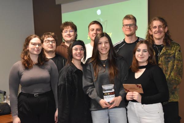 Dwudziesty PubQuiz Mszczonowskiego Ośrodka Kultury i jedenaście drużyn!